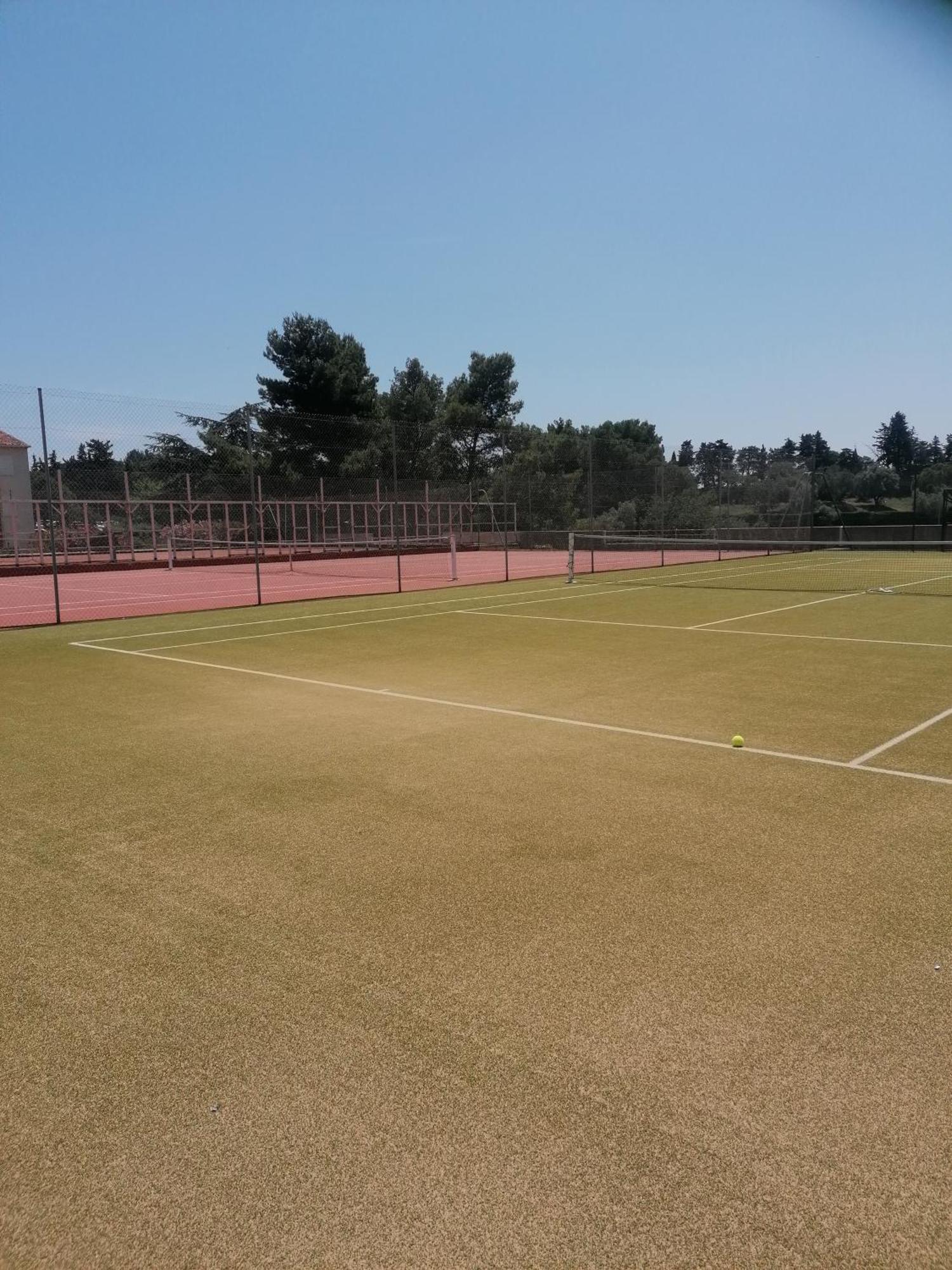 Appartement Zen A Frejus Avec Jardin, Piscine, Tennis, Proche Mer 외부 사진